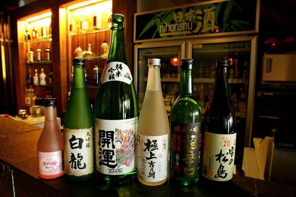 ruou-sake-thanh-phan-quy-trinh-combo-qua-tang-tet-y-nghia-1  Rượu sake: Thành phần, quy trình, combo quà tặng tết ý nghĩa