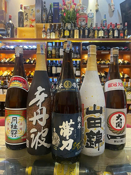 đánh giá sake cao cấp từ 200k: nên mua chai nào?